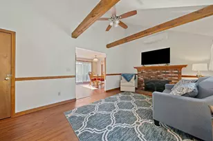 19 Deer Hollow Rd, Sandwich, MA 02644 - Photo 3