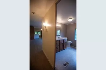 20 Dana Road, Barre, MA 01005 - Photo 9