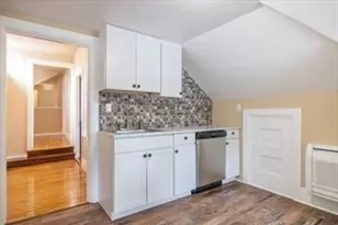 764 Rock St, Fall River, MA 02720 - Photo 9