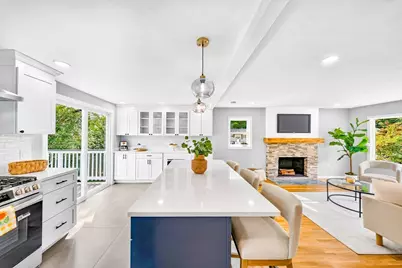 9 Valerie Ave, Billerica, MA 01821 - Photo 9