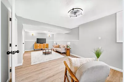 9 Valerie Ave, Billerica, MA 01821 - Photo 31
