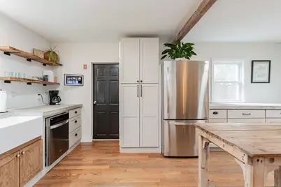 719 Warren Ave, Swansea, MA 02777 - Photo 7