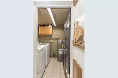 719 Warren Ave, Swansea, MA 02777 - Photo 11