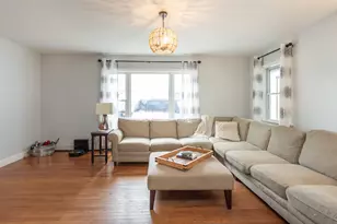 719 Warren Ave, Swansea, MA 02777 - Photo 17