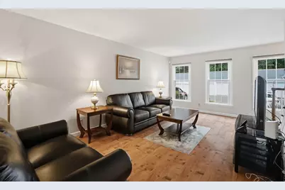 37 Williamsburg Dr #37, Springfield, MA 01108 - Photo 7