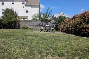 146 Pine St, Attleboro, MA 02703 - Photo 23