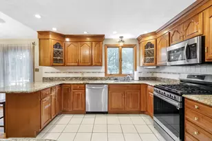 31 Wildmere Ave, Burlington, MA 01803 - Photo 15