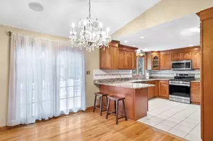 31 Wildmere Ave, Burlington, MA 01803 - Photo 11