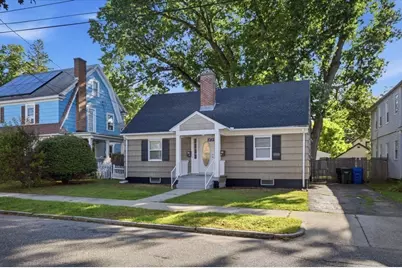 11-13 Palmyra St, Springfield, MA 01118 - Photo 3