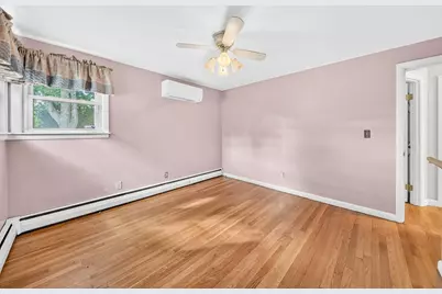 33 Fairchild Ave, Saugus, MA 01906 - Photo 21