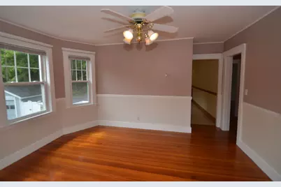 27 Sears Avenue #2, Melrose, MA 02176 - Photo 5
