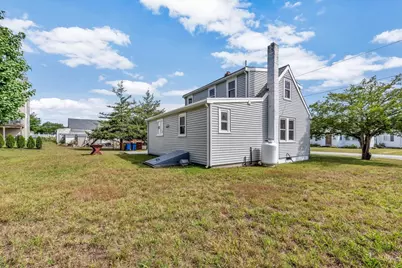 4 Cherry Street, Wareham, MA 02571 - Photo 3