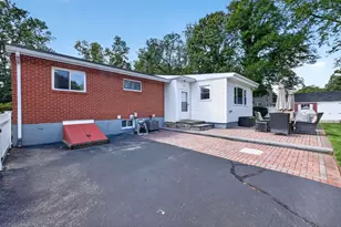 215 Mendon Rd, North Attleboro, MA 02760 - Photo 35