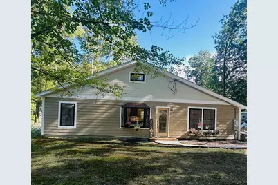 230 S Row Rd, Lunenburg, MA 01462 - Photo 1
