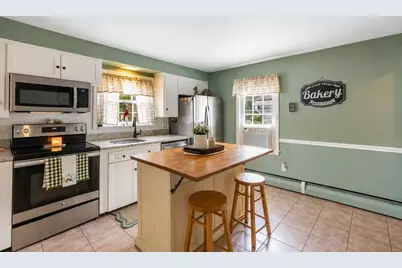 55 St Laurent, Seekonk, MA 02771 - Photo 5