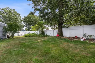 55 St Laurent, Seekonk, MA 02771 - Photo 33