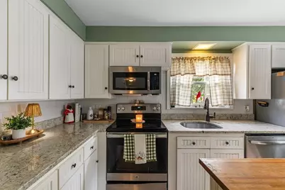 55 St Laurent, Seekonk, MA 02771 - Photo 7