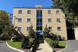 5050 Washington St, Boston, MA 02132 - Photo 25