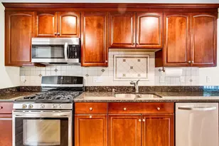 8 Paxton Court, Grafton, MA 01536 - Photo 3
