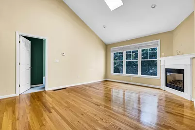 8 Paxton Ct #8, Grafton, MA 01536 - Photo 15