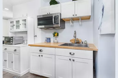 162 Jersey Street #A, Marblehead, MA 01945 - Photo 9