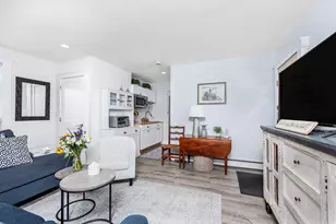 162 Jersey St, Marblehead, MA 01945 - Photo 5