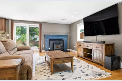 25 Marie Ave., Brockton, MA 02302 - Photo 9