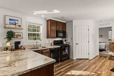 17 Deer Hill Ln, Plymouth, MA 02360 - Photo 23