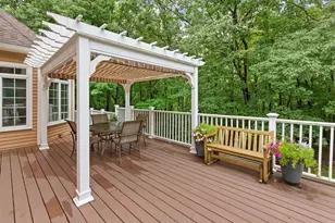 66 Eisenhower Dr, Sharon, MA 02067 - Photo 37