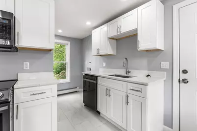 11 Lorenzo St, Leominster, MA 01453 - Photo 13