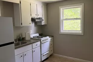 19 Anderson Ave, Middleborough, MA 02346 - Photo 9