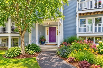 44 Evergreen Rd #202, Northampton, MA 01053 - Photo 1