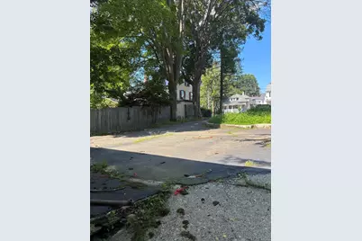 14 Pleasant St, Ware, MA 01082 - Photo 9