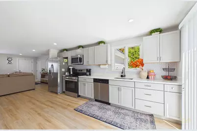 57 Stowe St, Fall River, MA 02720 - Photo 11