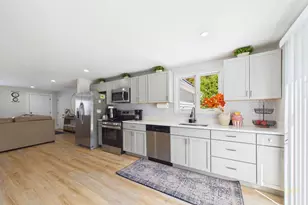 57 Stowe St, Fall River, MA 02720 - Photo 11