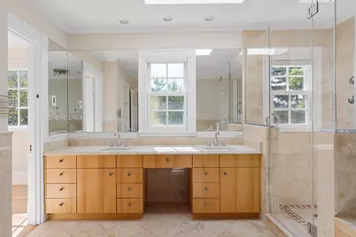 90 Raymond, Cambridge, MA 02140 - Photo 21
