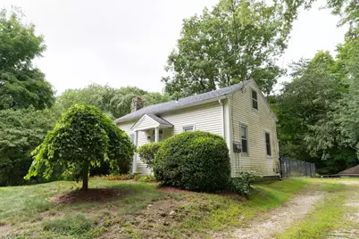 7 Huguenot Rd, Oxford, MA 01540 - Photo 5