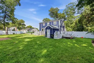 100 Farm St, Bellingham, MA 02019 - Photo 27