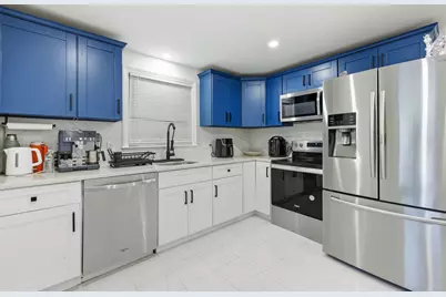 100 Farm St, Bellingham, MA 02019 - Photo 9