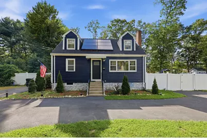 100 Farm St, Bellingham, MA 02019 - Photo 1