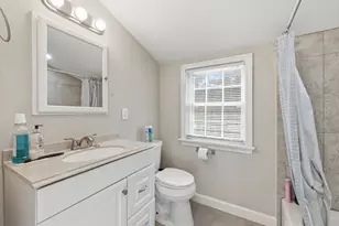 100 Farm St, Bellingham, MA 02019 - Photo 7