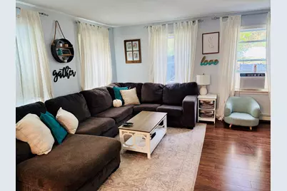 20 Memorial St, Templeton, MA 01436 - Photo 9