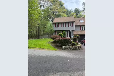 129 Balcom St #1, Mansfield, MA 02048 - Photo 1