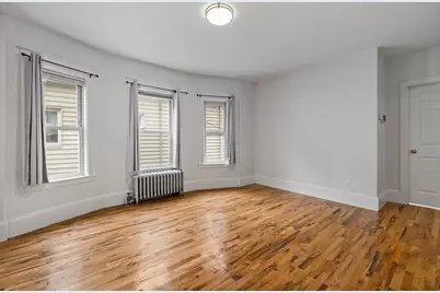 39 Bradley St #2, Somerville, MA 02145 - Photo 5