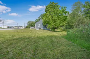 1894 Fall River Ave, Seekonk, MA 02771 - Photo 35
