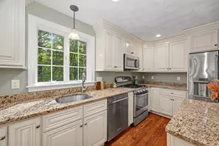 44 Ashwood Ave, Wilmington, MA 01887 - Photo 5