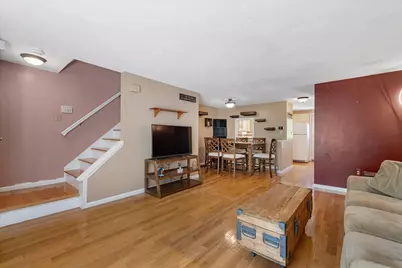 391 Providence Rd #1, Grafton, MA 01560 - Photo 9