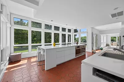1069 Horseneck Rd, Westport, MA 02790 - Photo 11