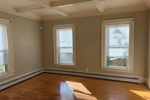 109 S Pleasant St, Haverhill, MA 01835 - Photo 9