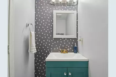 20 Knox #21, Lawrence, MA 01603 - Photo 15